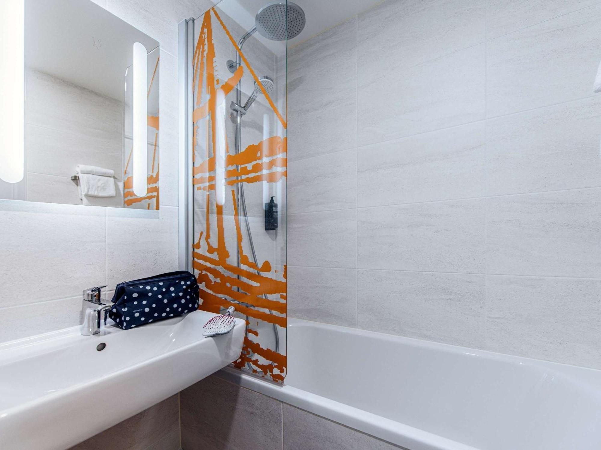 Ibis Styles Ancenis Centre Hotel Exterior photo