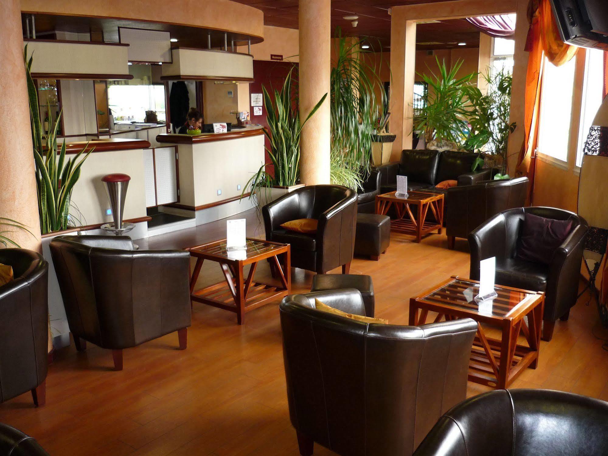 Ibis Styles Ancenis Centre Hotel Exterior photo